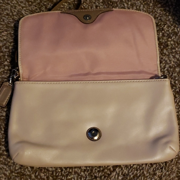 Authentic Coach Wristlet - Picture 2 of 6